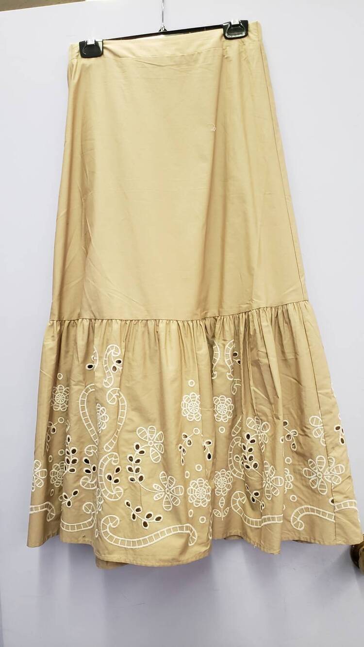 NEW MOON RIVER women's contrast eyelet detail midi skirt in khaki